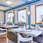 Antonia 3* Ομπεραμεργκάου
