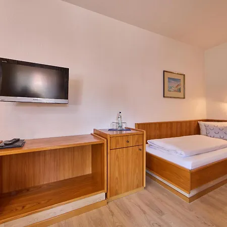 안토니아 오버아머가우